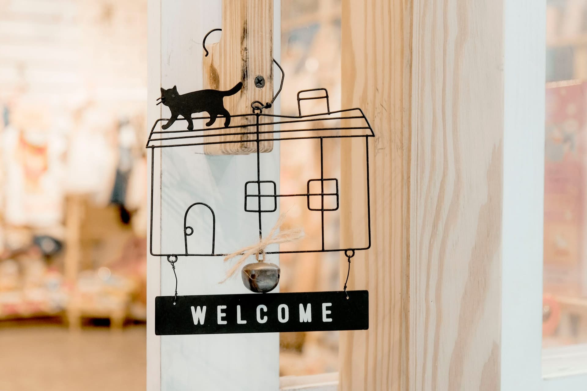 henry-co-1047241-unsplash