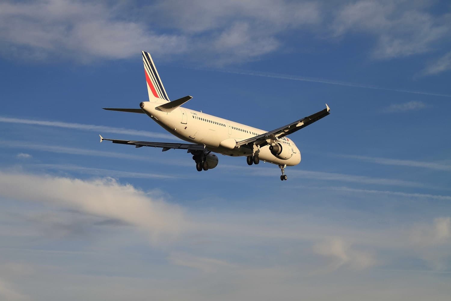 air-france-797935_1920