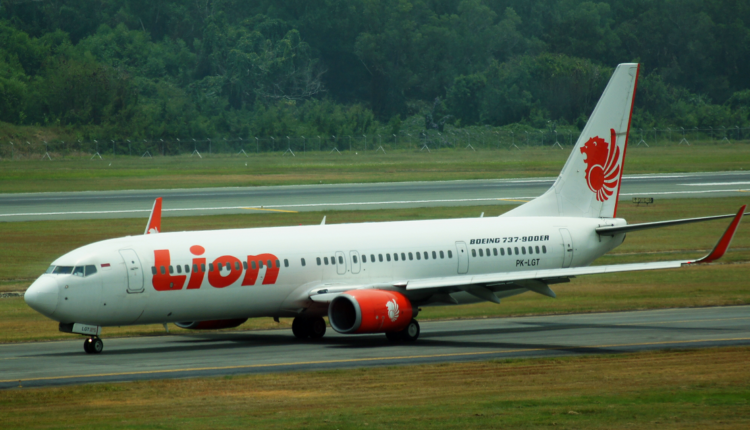 Avion de Lion Air cloué au sol (crash).
