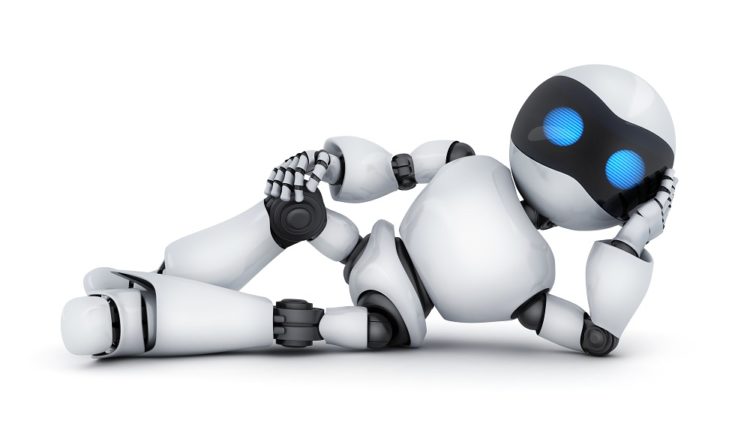 robot blanc et allongé