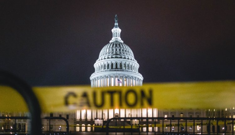 Shutdown : multiplication des arrêts maladie dans les aéroports américains.