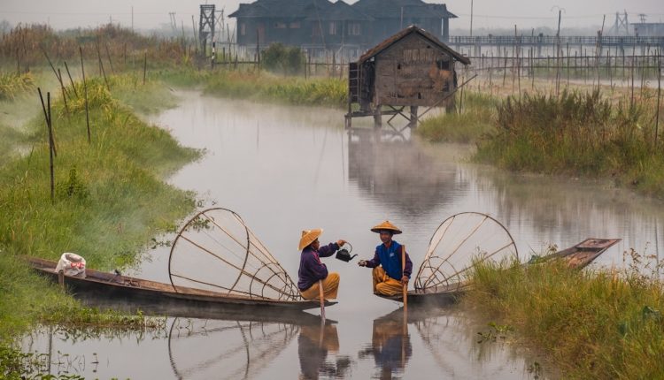 Paysage folklorique de la Birmanie