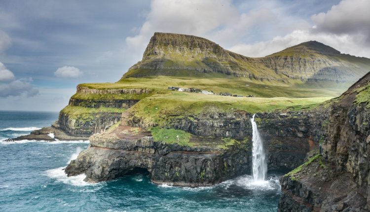 Cascade aux Îles Féroé