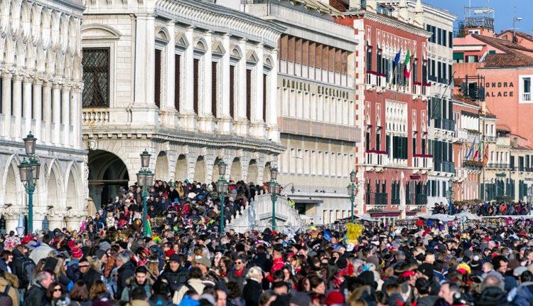 Venise : la taxe pour les touristes reportée à septembre