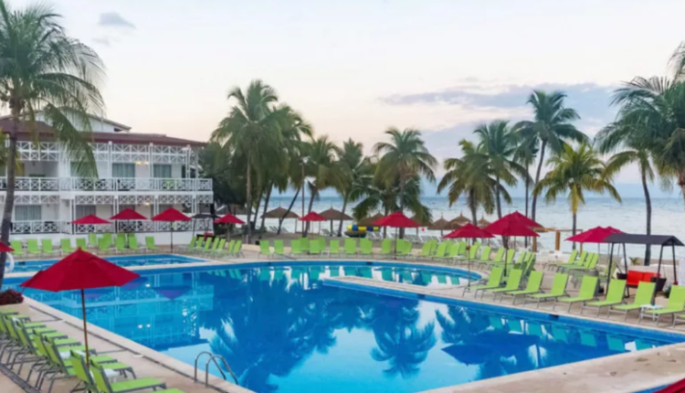 Photo de la piscine du Club Coralia Haïti