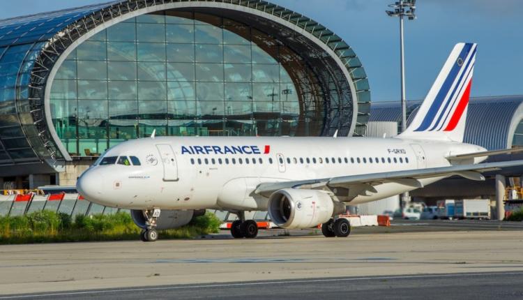 Air France : 465 postes au sol seraient supprimés