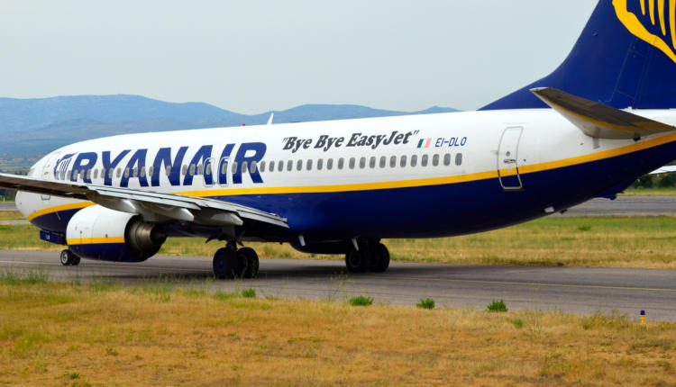 Ryanair : grève autorisée en Grande-Bretagne, refusée en Irlande