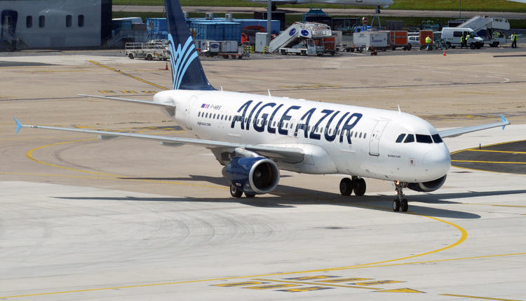 Aigle Azur : "Les créneaux horaires ne se vendent pas "