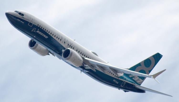 Coup dur pour Boeing : le 737 Max ne revolera pas cette année