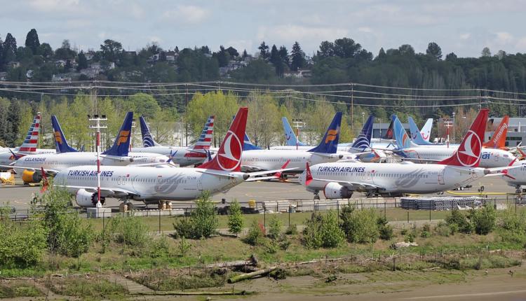 Arrêt du 737 : Boeing va "brûler plus d'un milliard de dollars par mois"