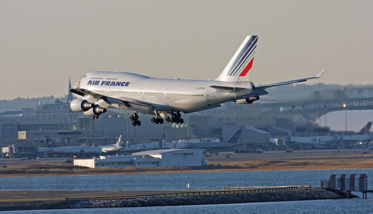 Air France-KLM : un bénéfice net qui recule, 250 millions de perte avec le Coronavirus