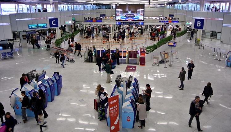 Coronavirus : Lille ferme son aéroport, même chose fin mars pour Orly ?