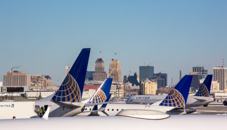 United Airlines attend de recevoir son prêt de l'Etat.... pour licencier !