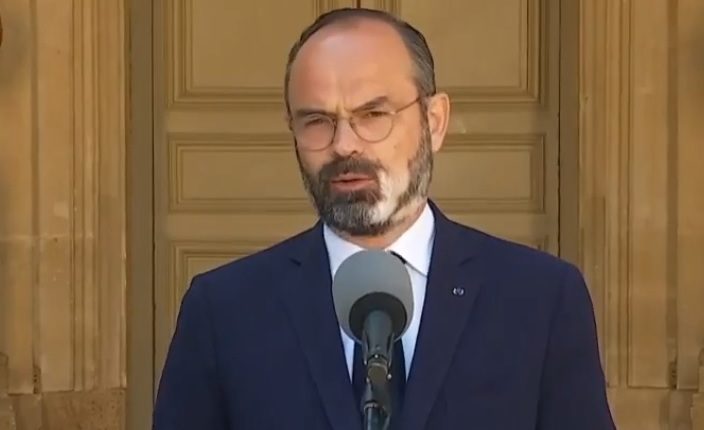 Edouard Philippe : « les Français pourront partir en vacances en France » cet été