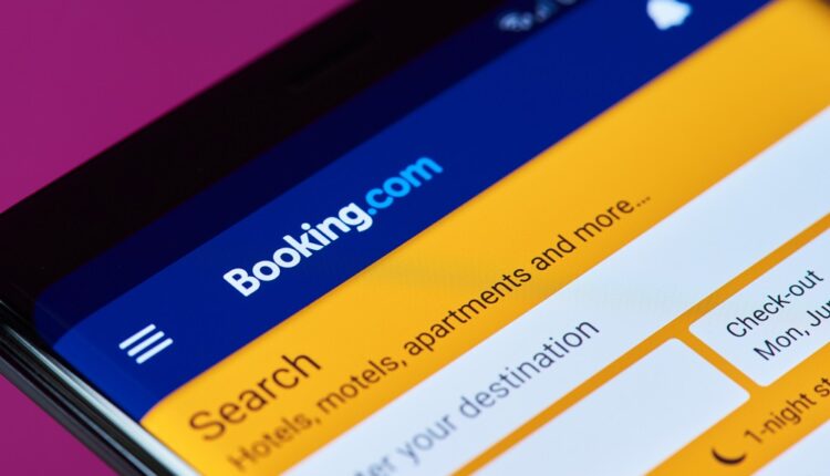 Booking.com digitalise le check-in avec une start-up
