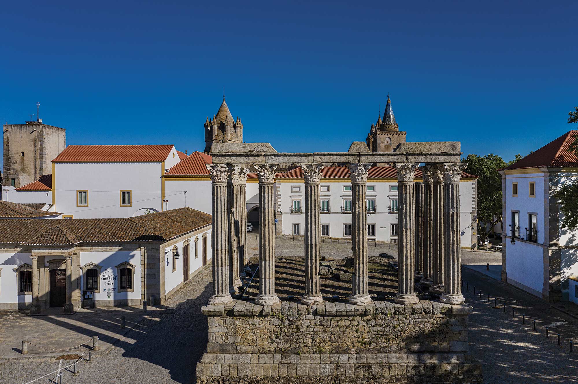 Evora