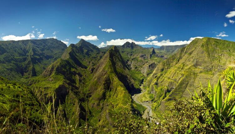 Septaine obligatoire pour tous les voyageurs de retour de La Réunion
