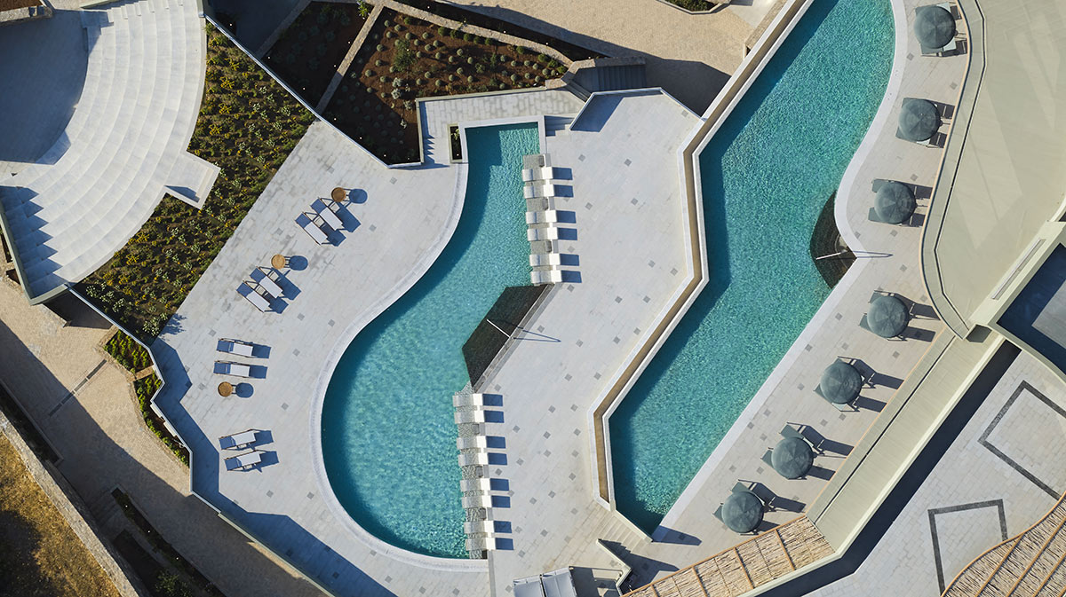 Vue aérienne de la grande piscine
