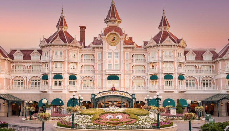 Disneyland Paris : le Disneyland Hotel rouvrira ses portes le 25 janvier