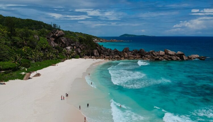 Covid : les voyages aux Seychelles fortement déconseillés par le Quai d’Orsay