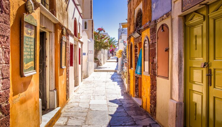 Grèce : une enveloppe de 800 millions d’euros pour soutenir son tourisme