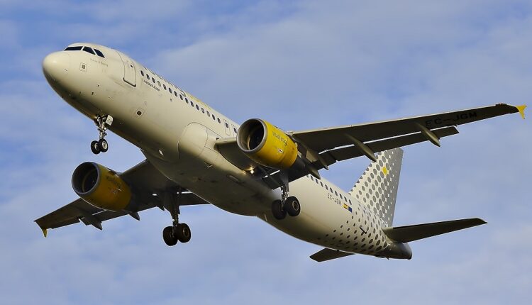 Aéroport d'Orly : Vueling rafle tous les créneaux libérés par Air France