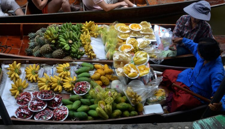 Bangkok rouvrira ses portes aux touristes vaccinés en octobre