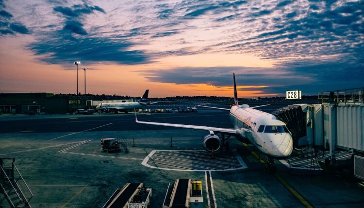 Aérien : en septembre le trafic des aéroports parisiens s'essouffle