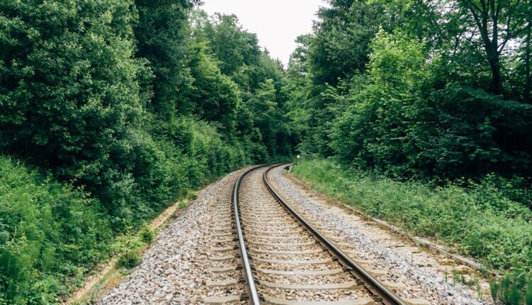 Train : la ligne Bordeaux-Lyon reportée de 6 mois, au 11 décembre 2022