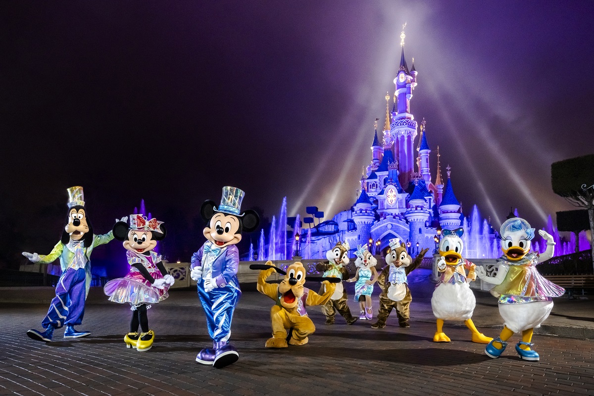 Disneyland Paris Devoile Le Programme De Son Trentieme Anniversaire