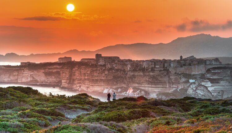 Air Corsica : 12 lignes internationales vers 6 pays depuis la Corse cet été