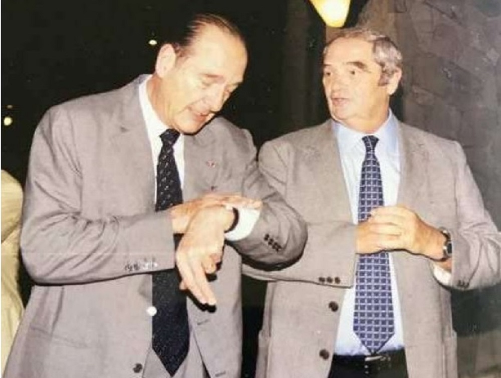 Georges Colson et l’ex-président Jacques Chirac lors de son séjour au Framissima La Batelière en Martinique.