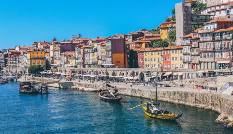 Portugal : des dizaines de vols annulés à cause d'une grève des bagagistes