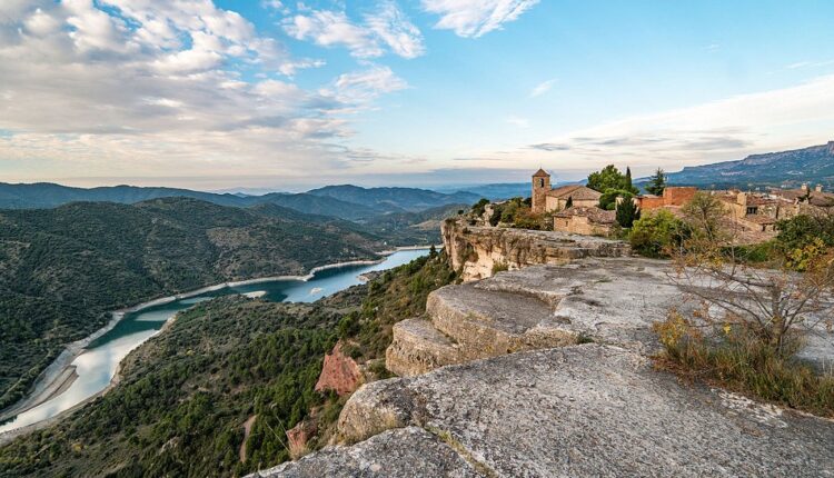 Pour éviter les touristes, Siurana ne sera pas "plus beaux village d'Espagne"