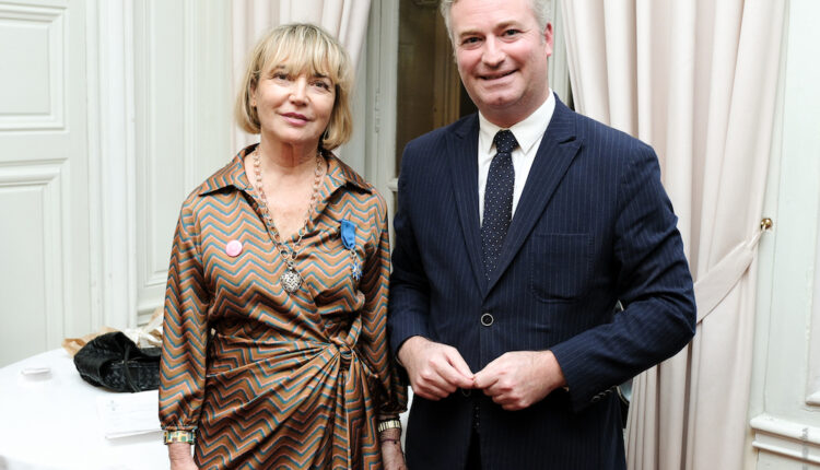 Christine Giraud décorée Chevalier de l’Ordre National du Mérite