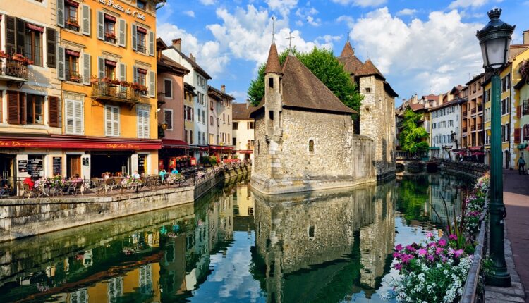 Locations type Airbnb : Annecy instaure des quotas