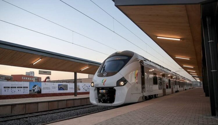 Sénégal : la SNCF va gérer le train rapide de Dakar