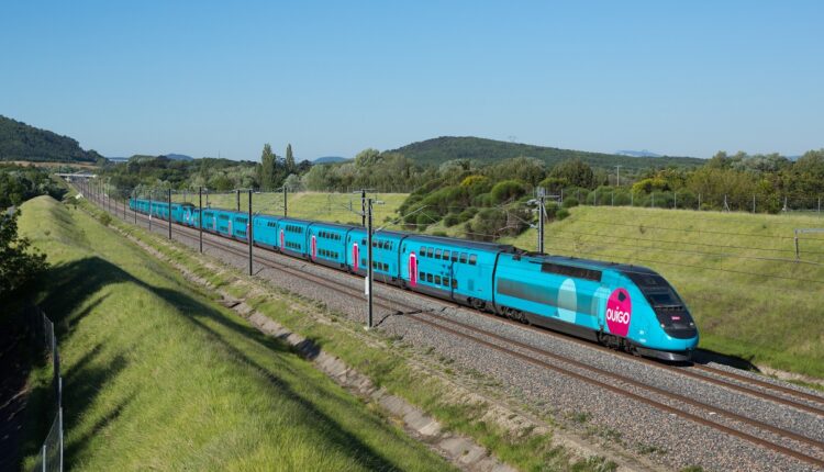 Perpignan : les Ouigo de la SNCF en arrivent en gare