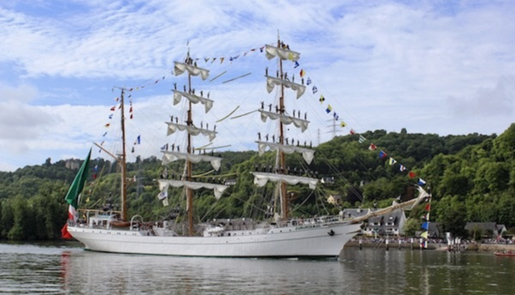 France : l’Armada de Rouen attire les foules