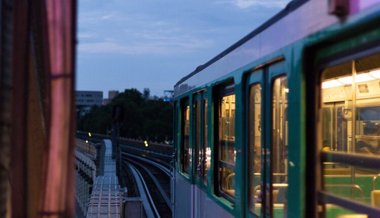 Ile-de-France: fortes perturbations dans les transports publics cet été