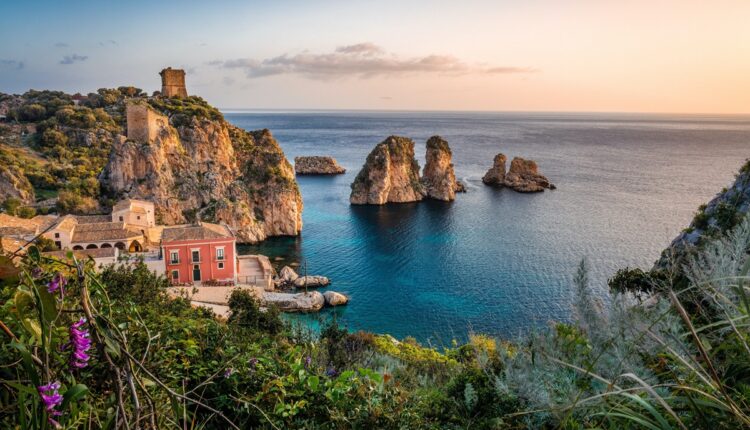 Sicile, Sardaigne : une enquête sur les prix des billets d'avion en Italie