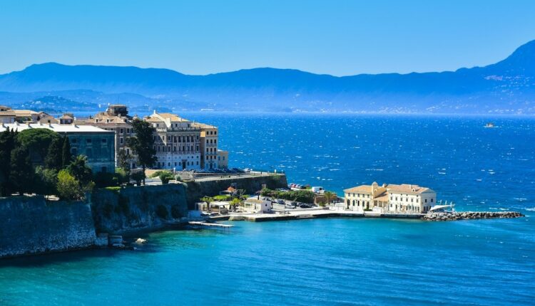 Canicule en Grèce : trois touristes étrangers retrouvés morts en une semaine, deux Françaises portées disparues