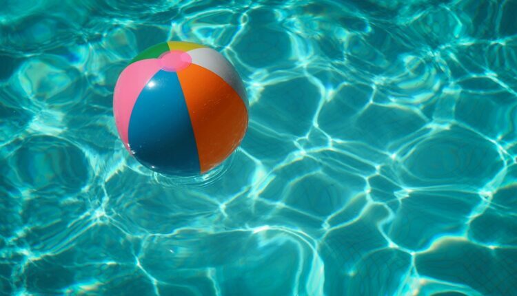 Vacances pour tous : et si les Français cédaient des congés payés ?