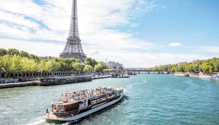 Paris : sur la Seine, un barrage anti-pollution à base de… cheveux