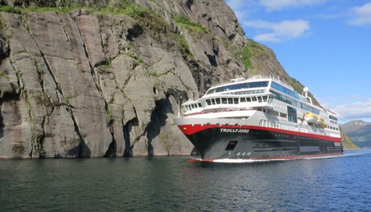 Hurtigruten veut séduire 15 000 Français en 2024