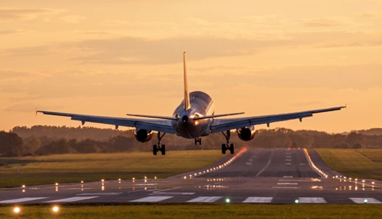 La taxe sur les billets d'avion (TSBA) finalement adoptée : tous les détails