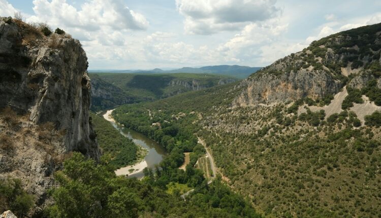 Tourisme durable : les destinations françaises plébiscitées par les voyageurs selon GreenGo