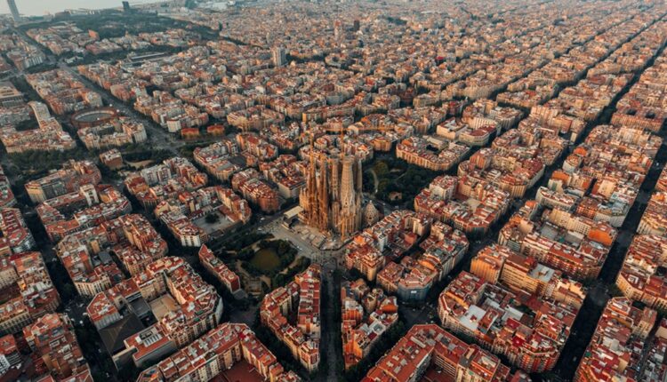 Surtourisme : la Catalogne veut doubler sa taxe de séjour