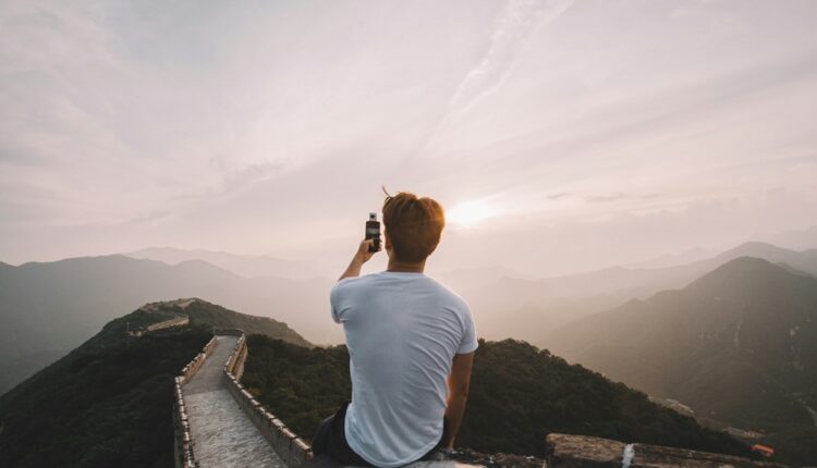 Chine : des touristes détenus pour avoir montré leurs fesses sur la Grande Muraille