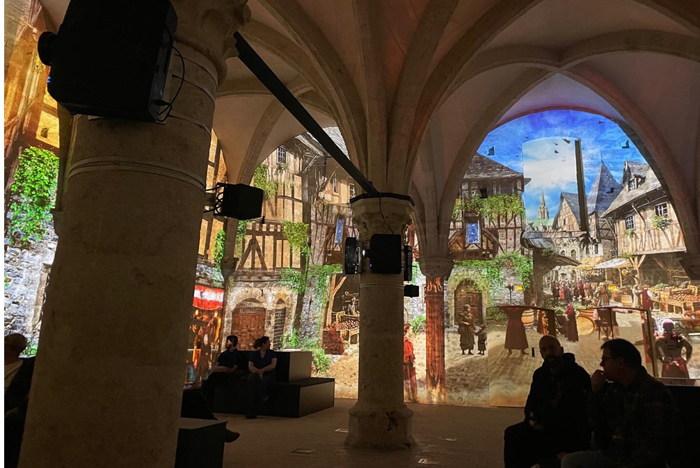 Cathédrale de Chartres : une expérience immersive avec la voix de Stéphane Bern